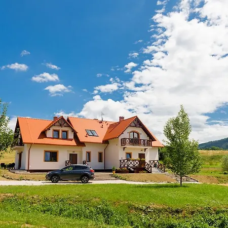 Pod Chmielarzem Bed & Breakfast 3*