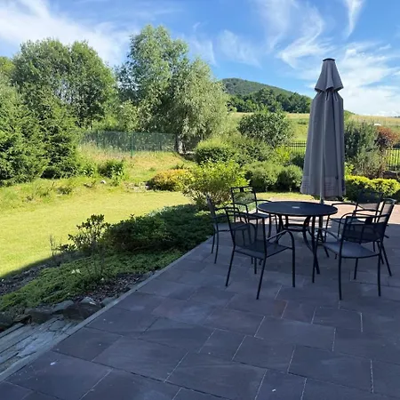 Pod Chmielarzem Bed & Breakfast