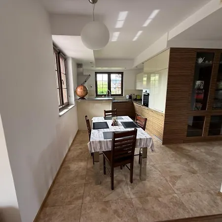 Bed & Breakfast Pod Chmielarzem 3*