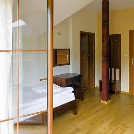 Bed & Breakfast Pod Chmielarzem 3*