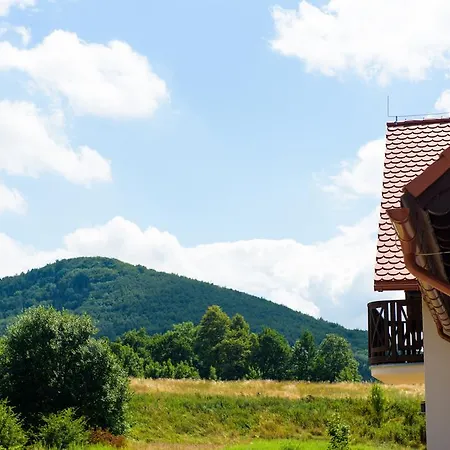 Bed & Breakfast Pod Chmielarzem 3*