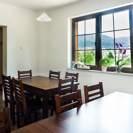 Pod Chmielarzem 住宿加早餐酒店 3*